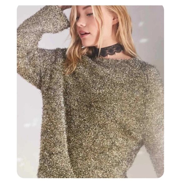 Urban Outfitters Silence + Noise Metallic Tinsel Pullover Sweater sz M/L - Picture 3 of 10